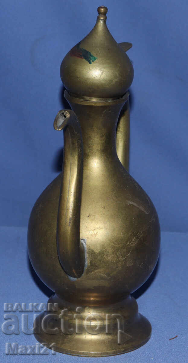 Licitație Vechi ibric otoman din alamă pentru cafea