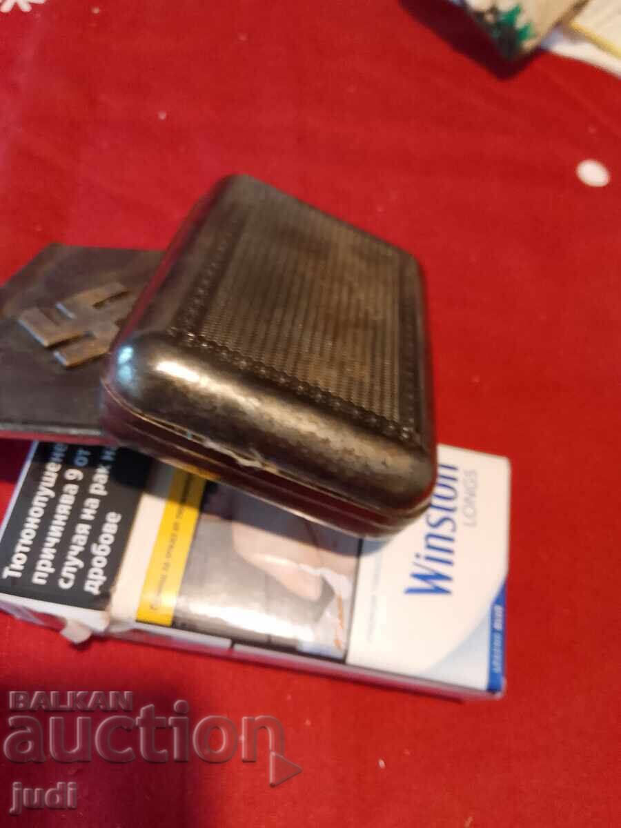 Delivery of Third Reich Great Metal Snuff Box