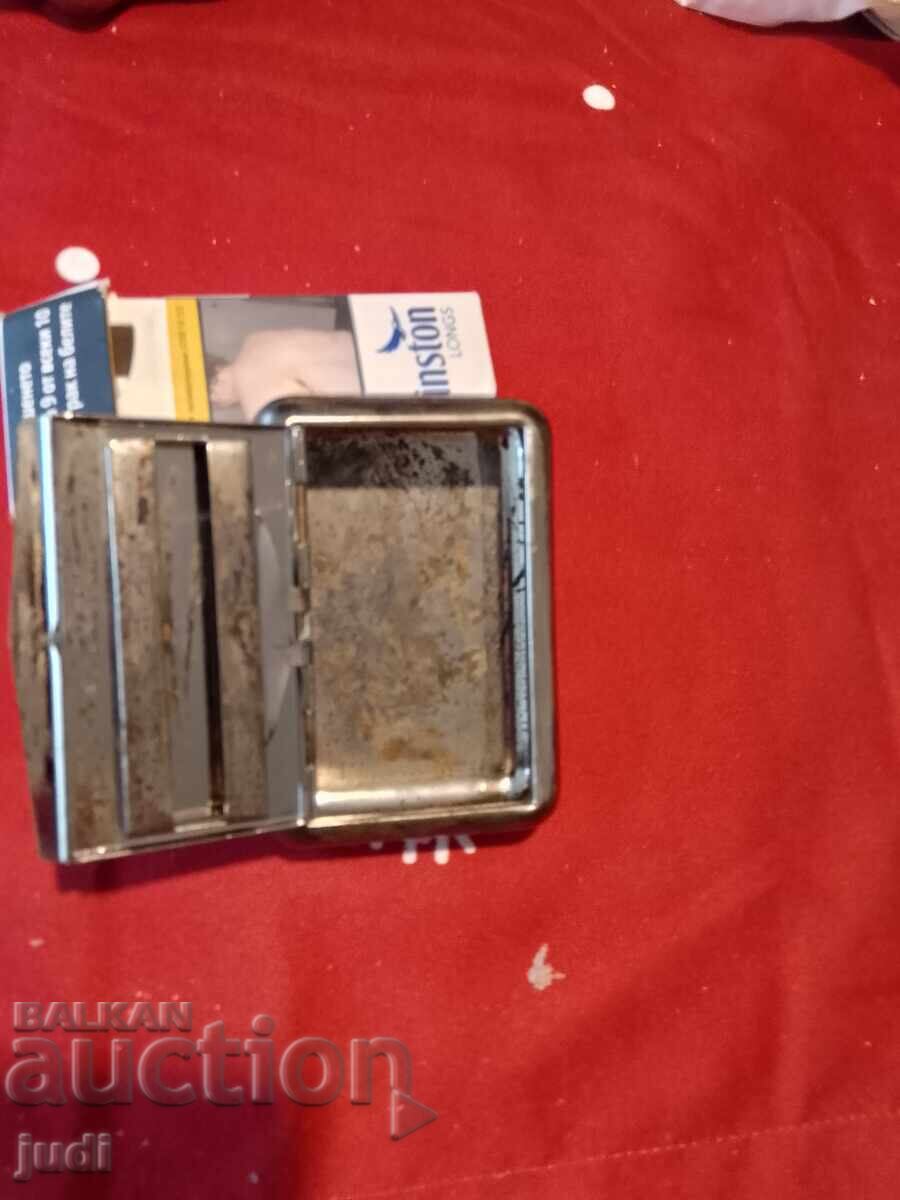 Delivery of Third Reich Great Metal Snuff Box