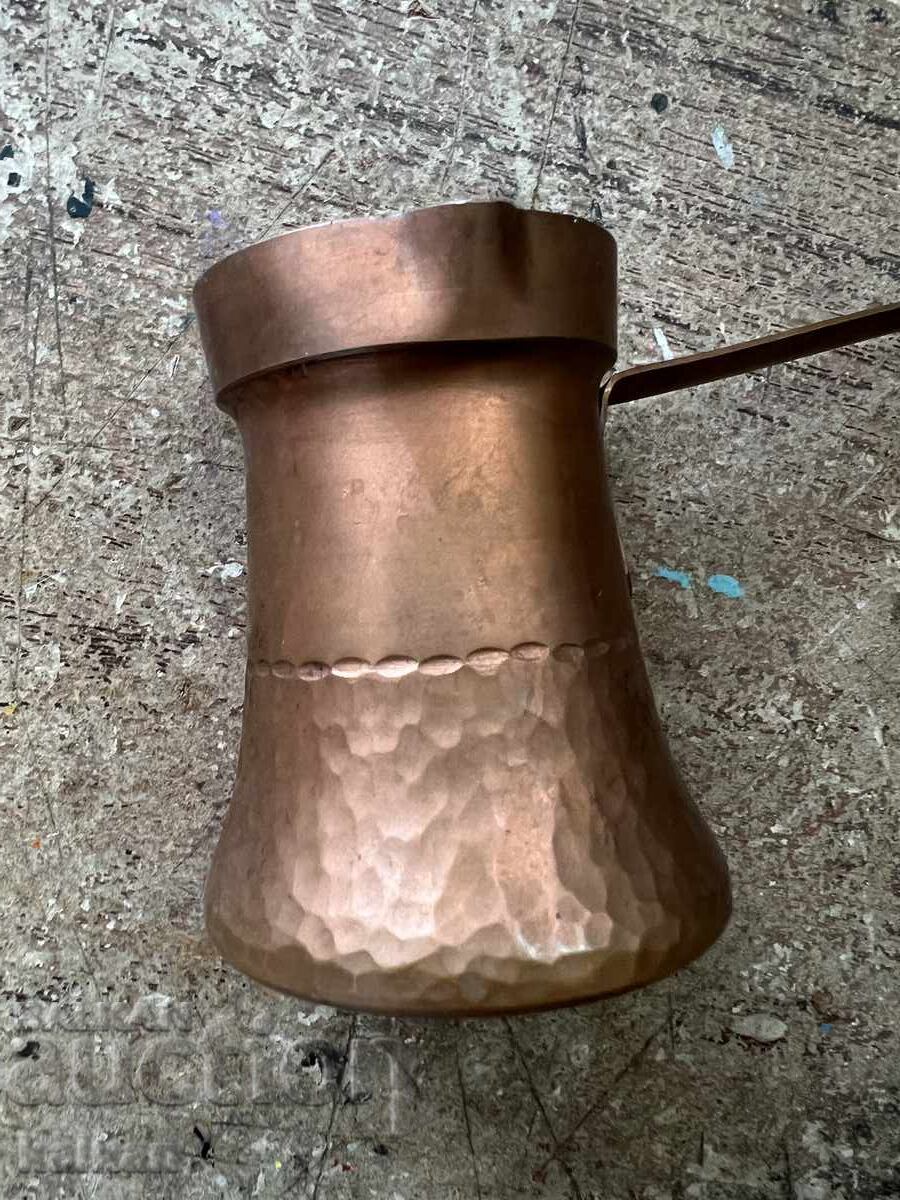 Χάλκινο καφετιέρα με τιμή 25.00 BGN | € 12.78 Χάλκινο καφετιέρα με τιμή 25.00 BGN | € 12.78