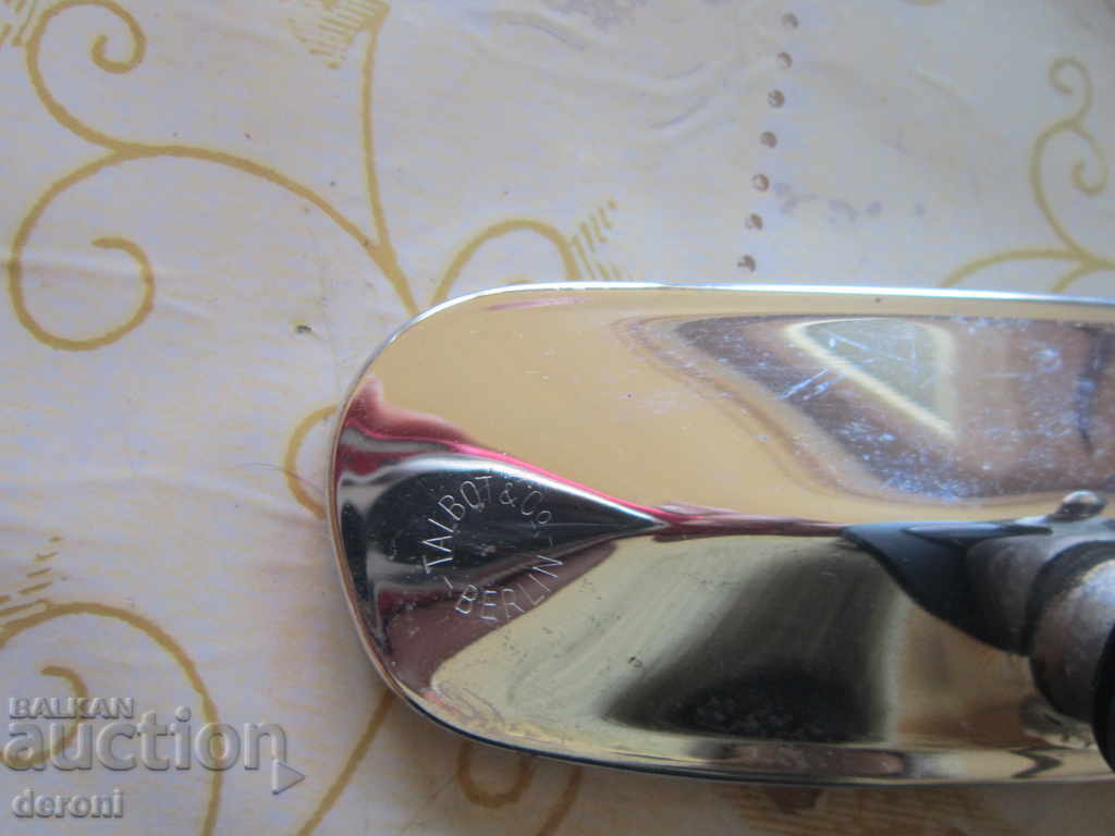 Delivery of Old car mirror Nos Chrome Talbot CO BERLIN