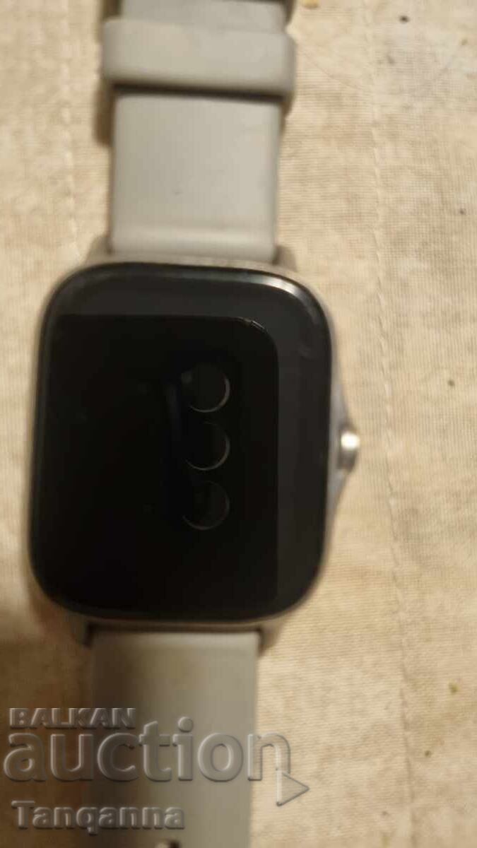 Смарт часовник с цена 15.00 лв. | € 7.67