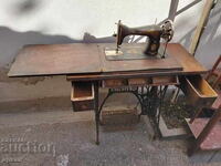 Mașină de cusut Singer Germania - funcțională, începutul secolului XX