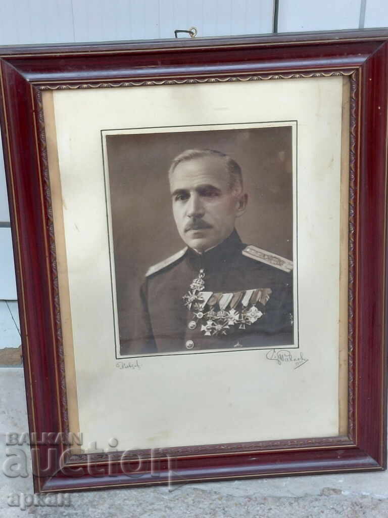 Голям размер фотография на български офицер 1934