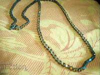 Vechi colier elegant argintat cu pandantiv cu cristale