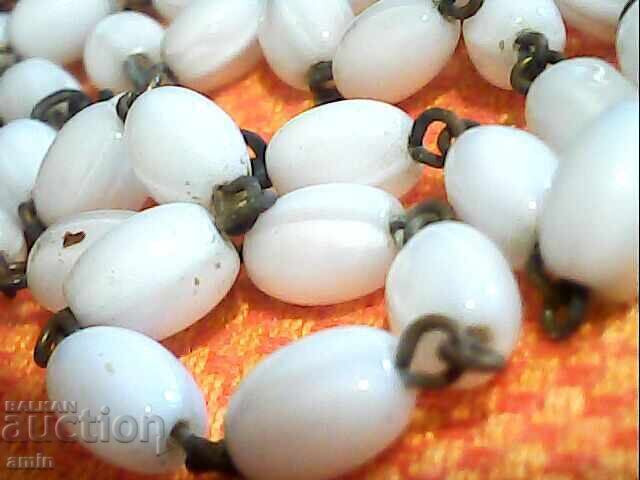 Παράδοση Παλιά εκκλησιαστικά κολιέ με φυσικά πετράδια