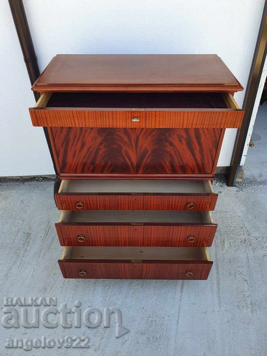 Auction Vintage mahogany writing desk, solid wood!!! Auction Vintage mahogany writing desk, solid wood!!!