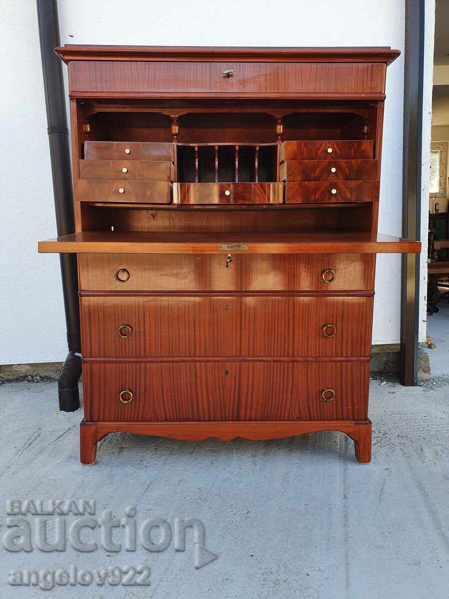 Vintage mahogany writing desk, solid wood!!! Vintage mahogany writing desk, solid wood!!!