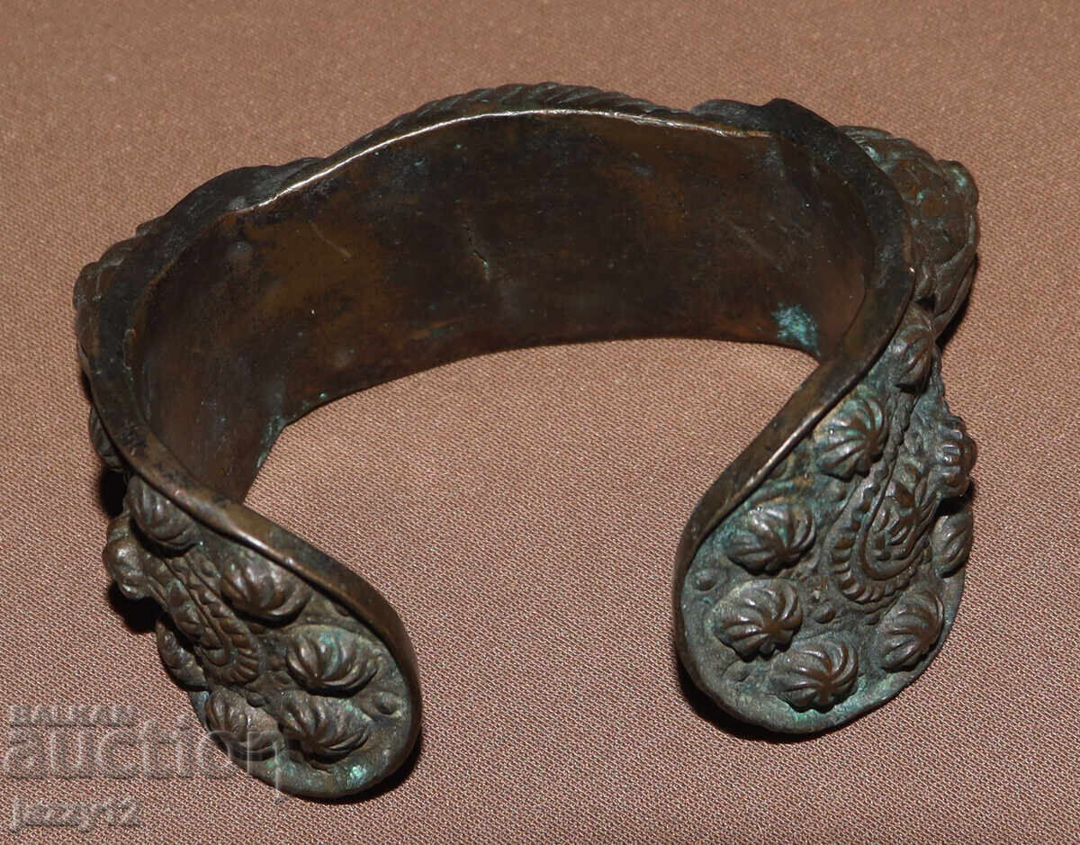 Old bronze bracelet slingshot with cross - 6