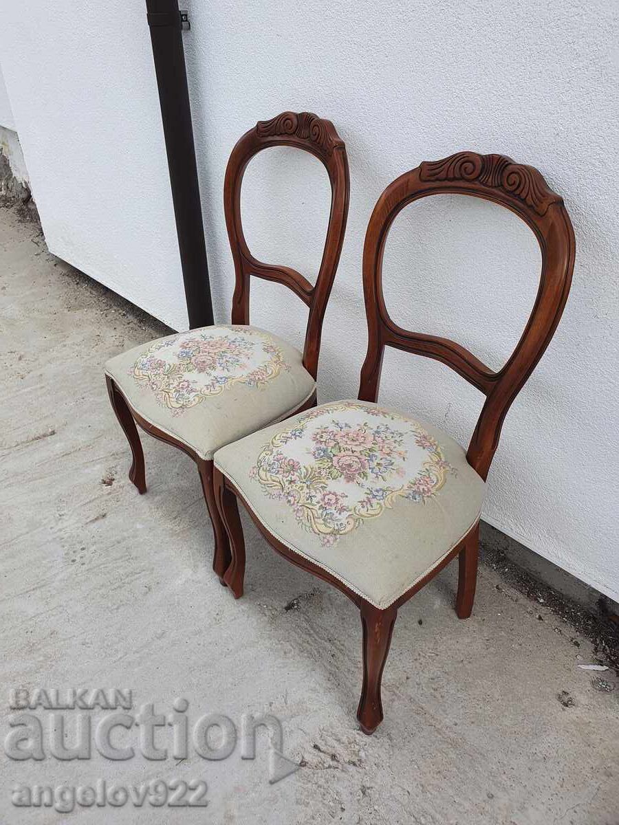 Delivery of Beautiful vintage chairs array!!! Delivery of Beautiful vintage chairs array!!!