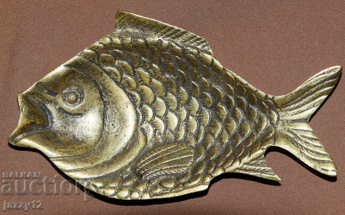 Παλαιό διακοσμητικό μπρούτζινο σταχτοδοχείο ψάρι με τιμή 70.00 BGN | € 35.79