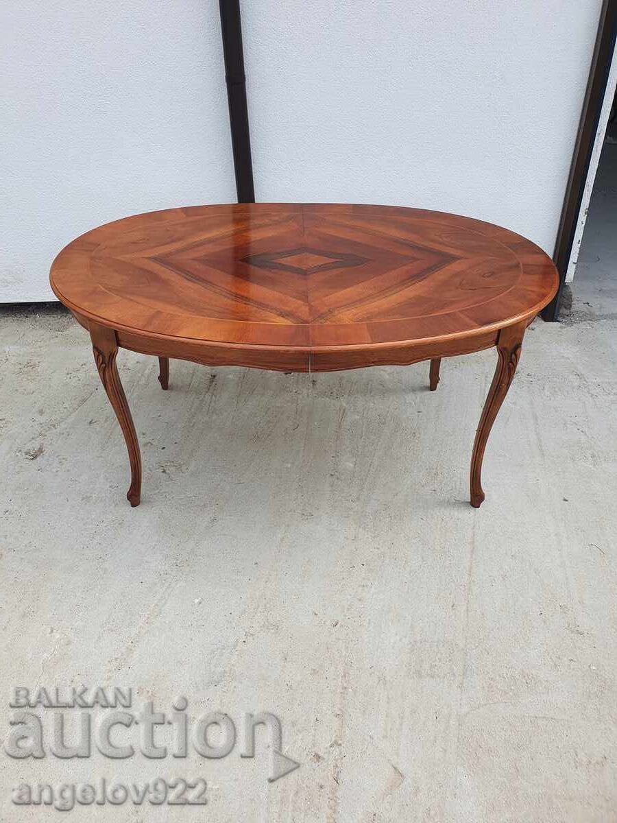 Auction Large vintage extendable dining table, solid wood!!! Auction Large vintage extendable dining table, solid wood!!!