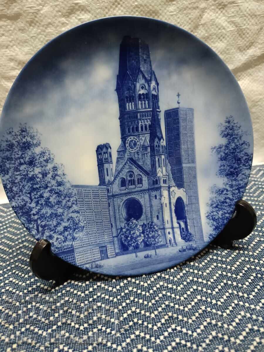 Collector's German porcelain plate with price 20.00 BGN | € 10.23