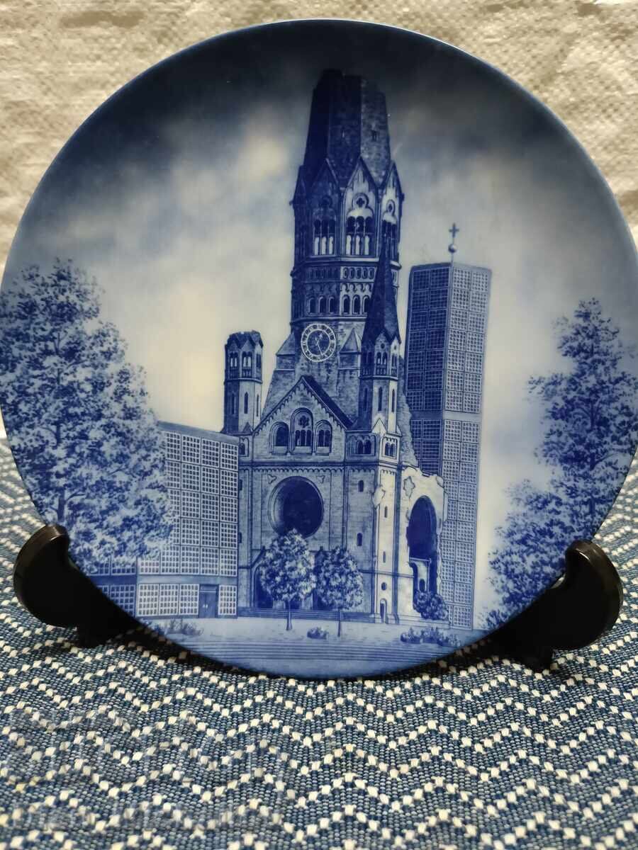Collector's German porcelain plate - 6