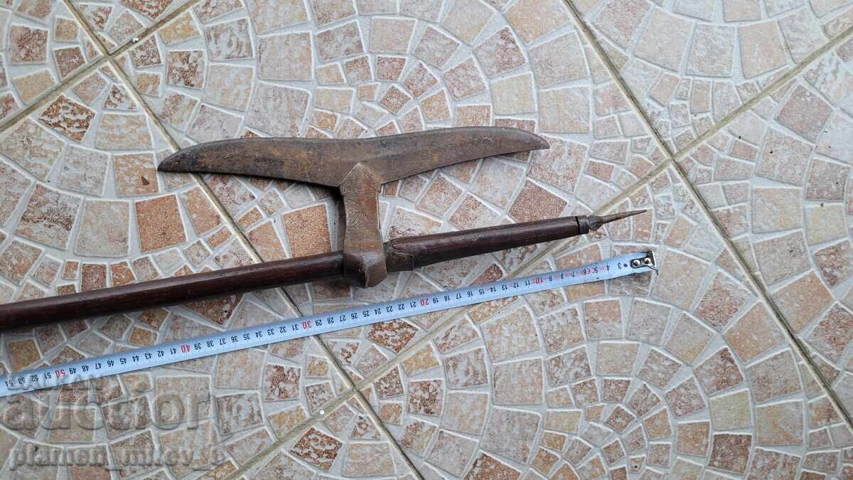 Τσεκούρι. Πολεμικό ινδικό τσεκούρι, ταμπαρτζούλ με τιμή 450.00 BGN | € 230.08