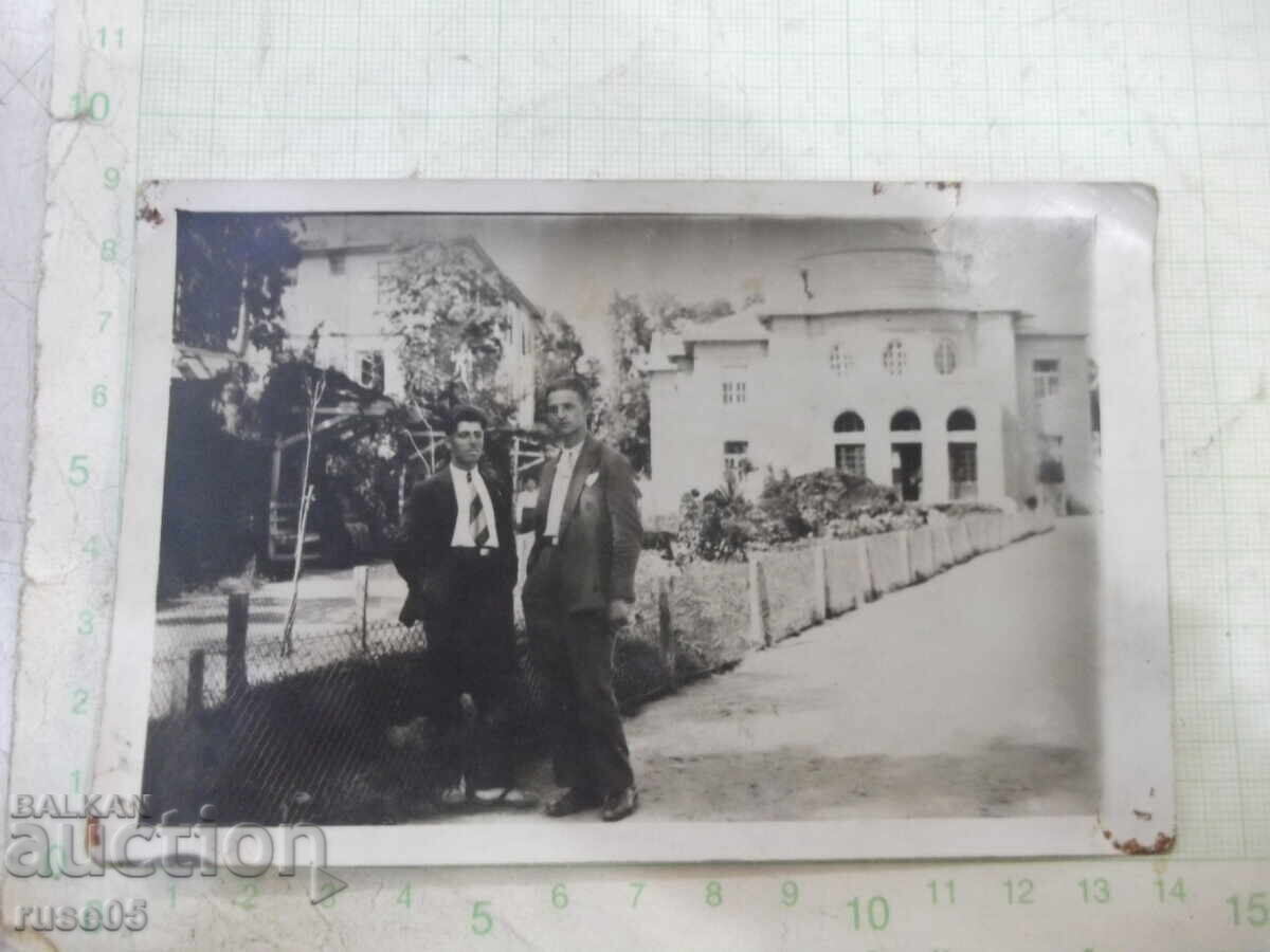 Fotografie cu doi bărbați în satul Gorna Bania - 1931