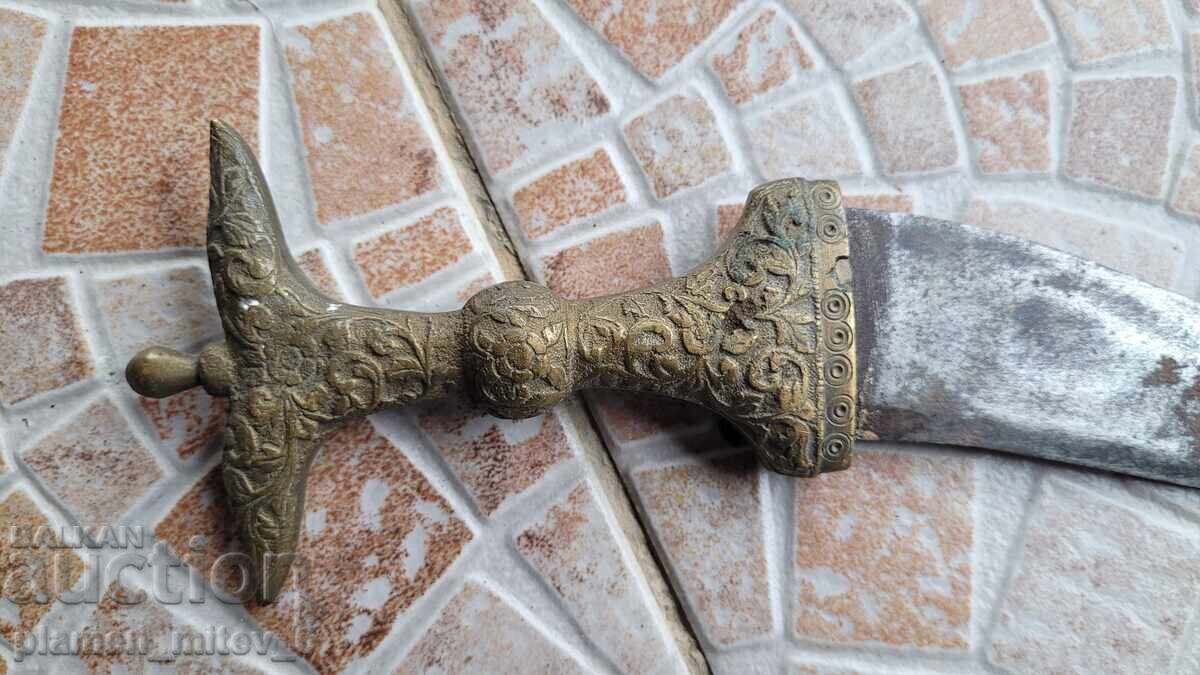 Cuțit, pumnal, stilet, cuțit tuareg cu preț 140.00 BGN | € 71.58 Cuțit, pumnal, stilet, cuțit tuareg cu preț 140.00 BGN | € 71.58