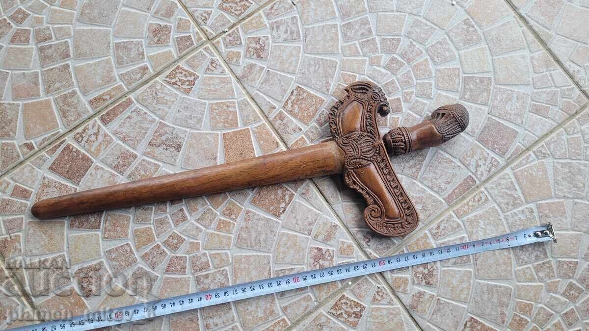 Knife, dagger, dagger, kris with price 100.00 BGN | € 51.13 Knife, dagger, dagger, kris with price 100.00 BGN | € 51.13