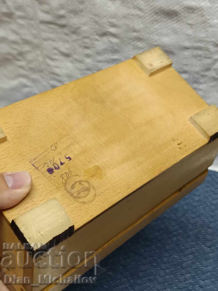 Παλιό ξύλινο κουτί αποθήκευσης - 6