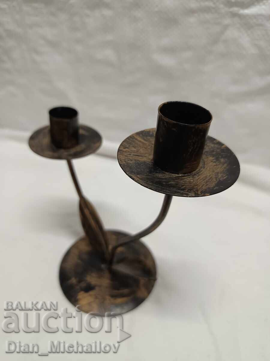 Livrarea Sfeșnic Metalic Vechi