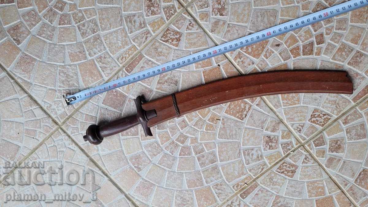 Sabie, cuțit, spadă cu preț 130.00 BGN | € 66.47 Sabie, cuțit, spadă cu preț 130.00 BGN | € 66.47