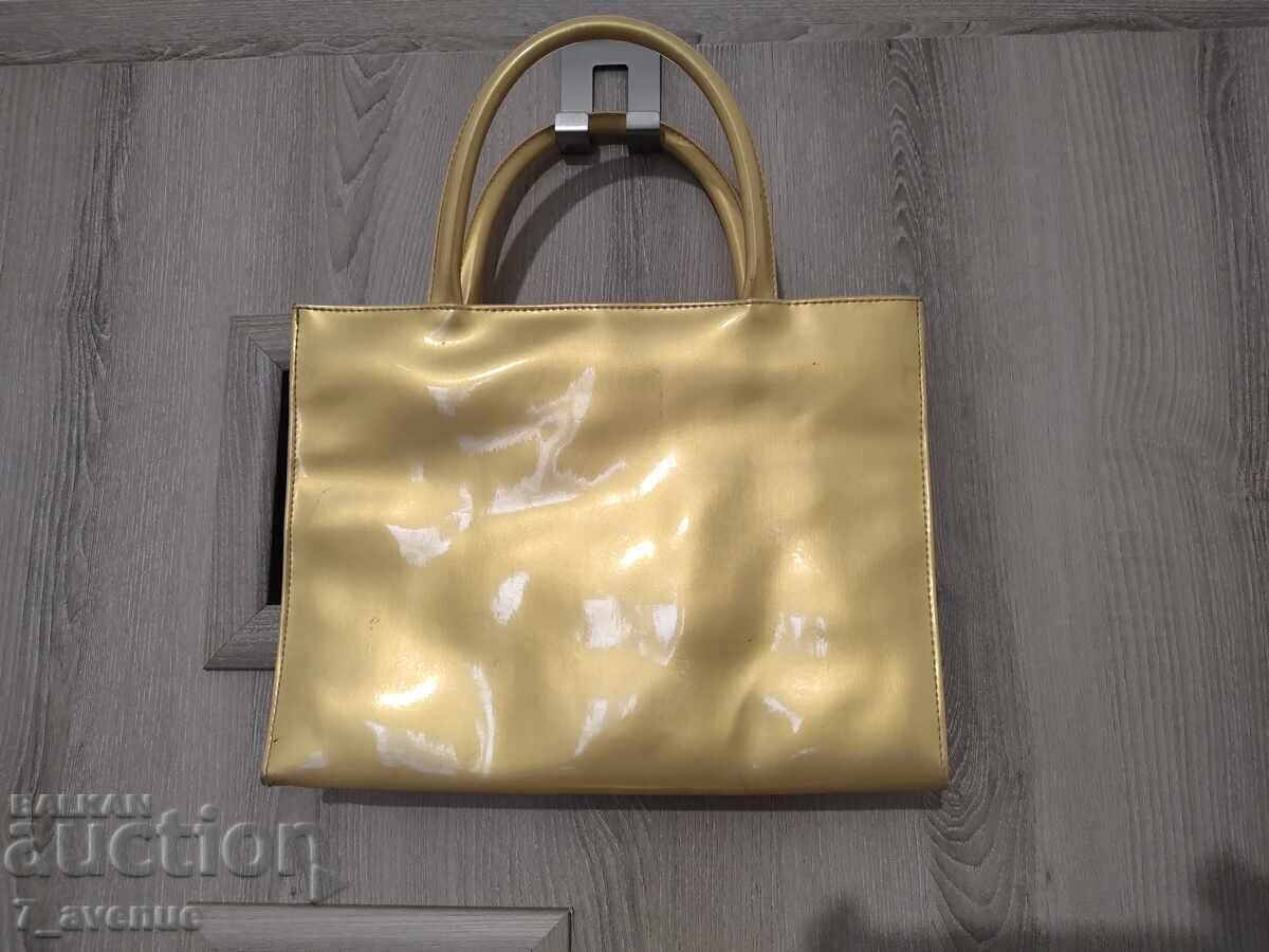 Γυναικεία επώνυμη τσάντα καλλυντικών Escada 11.10.25 με τιμή 69.00 BGN | € 35.28