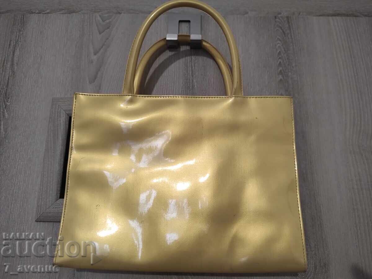 Δημοπρασία Γυναικεία επώνυμη τσάντα καλλυντικών Escada 11.10.25