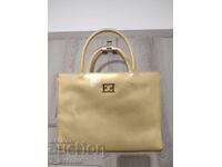 Geantă cosmetică de damă de marcă Escada 11.10.25