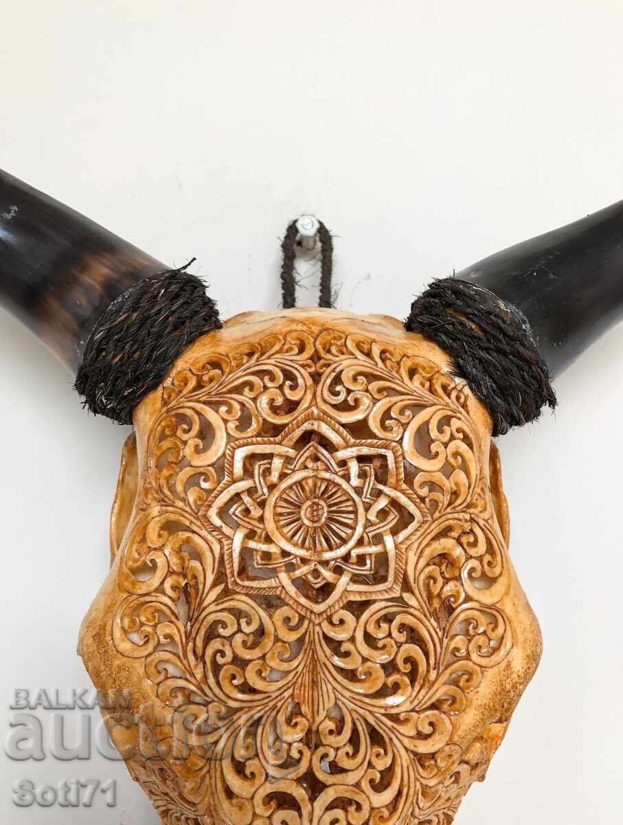 Delivery of Hand-carved skull