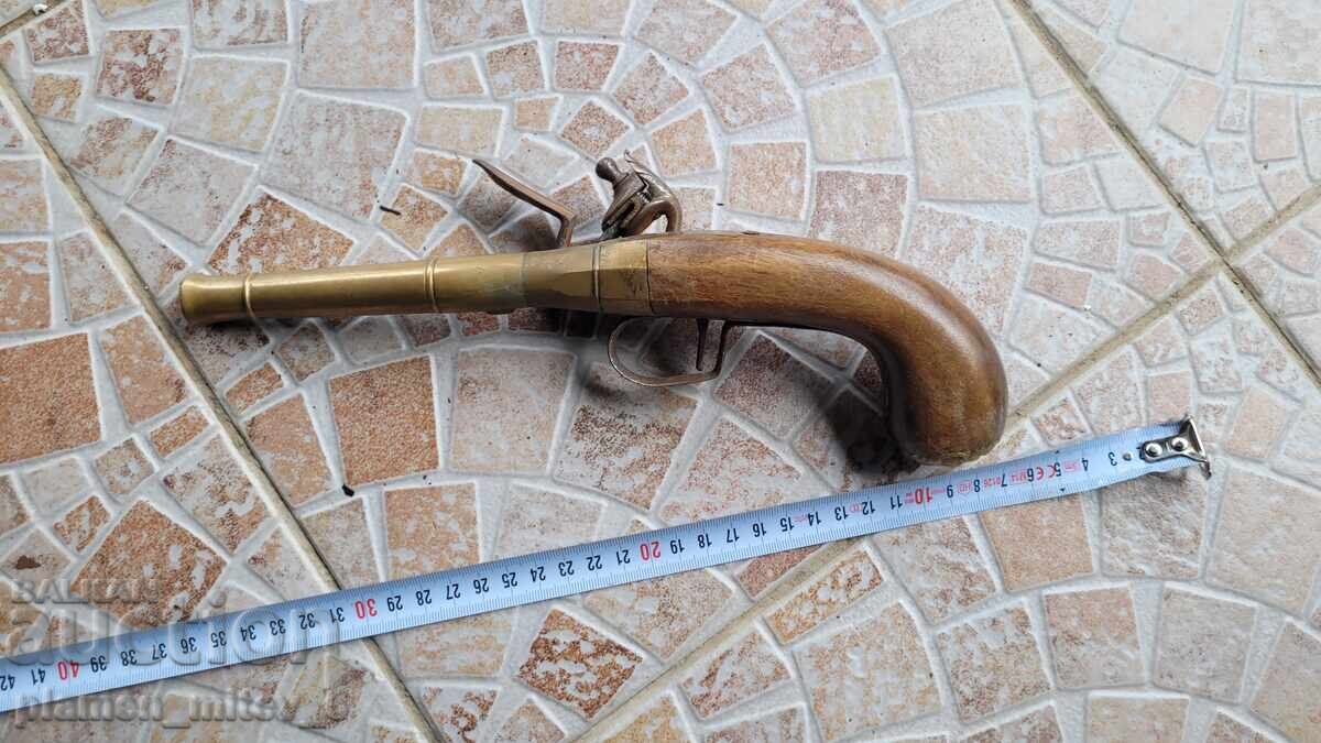 Pistol, pistol, evzalia, kremkalia, Queen Anne, Queen Anne with price 700.00 BGN | € 357.90