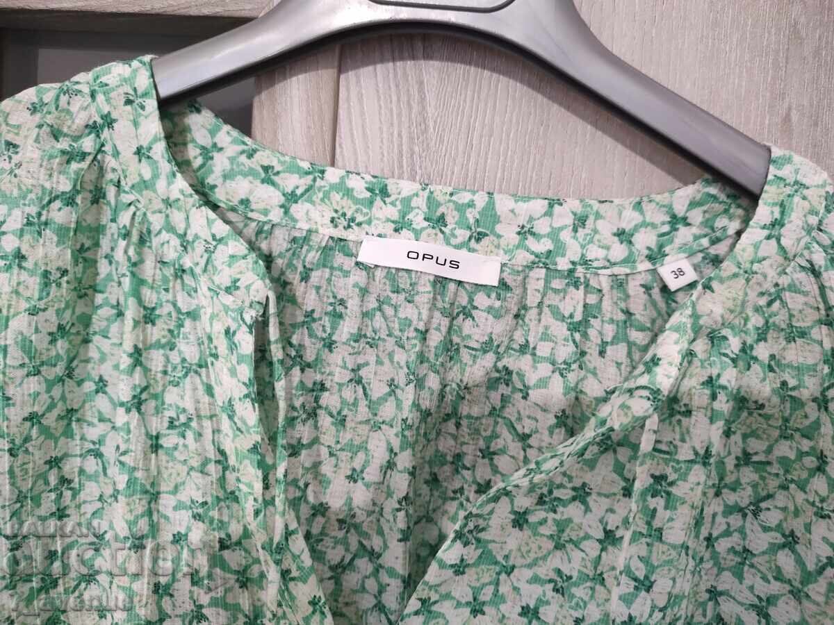 Licitație Bluză de damă de marcă, superbă 11.10.25 Licitație Bluză de damă de marcă, superbă 11.10.25