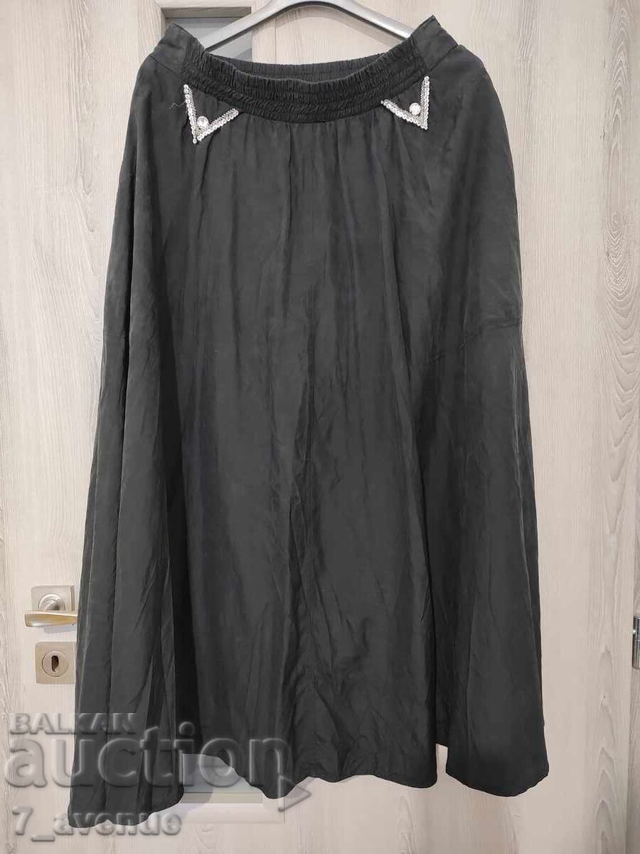 Γυναικεία μακριά φούστα φυσικό μετάξι υπέροχη 11.10.25 με τιμή 49.00 BGN | € 25.05