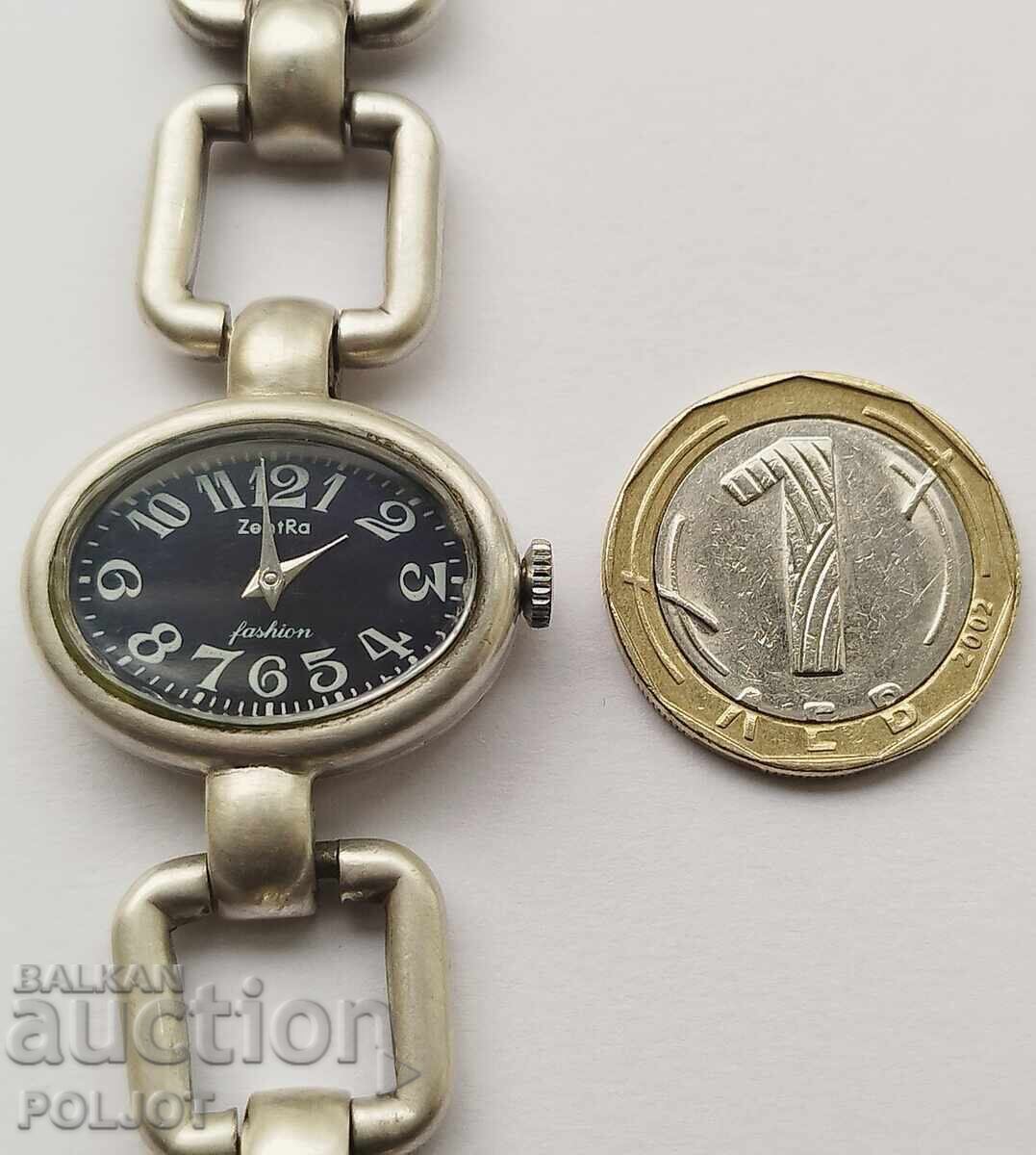 Δημοπρασία Γυναικείο ασημένιο ρολόι Zentra, σήμανση 0.800, 67 γραμμάρια Δημοπρασία Γυναικείο ασημένιο ρολόι Zentra, σήμανση 0.800, 67 γραμμάρια