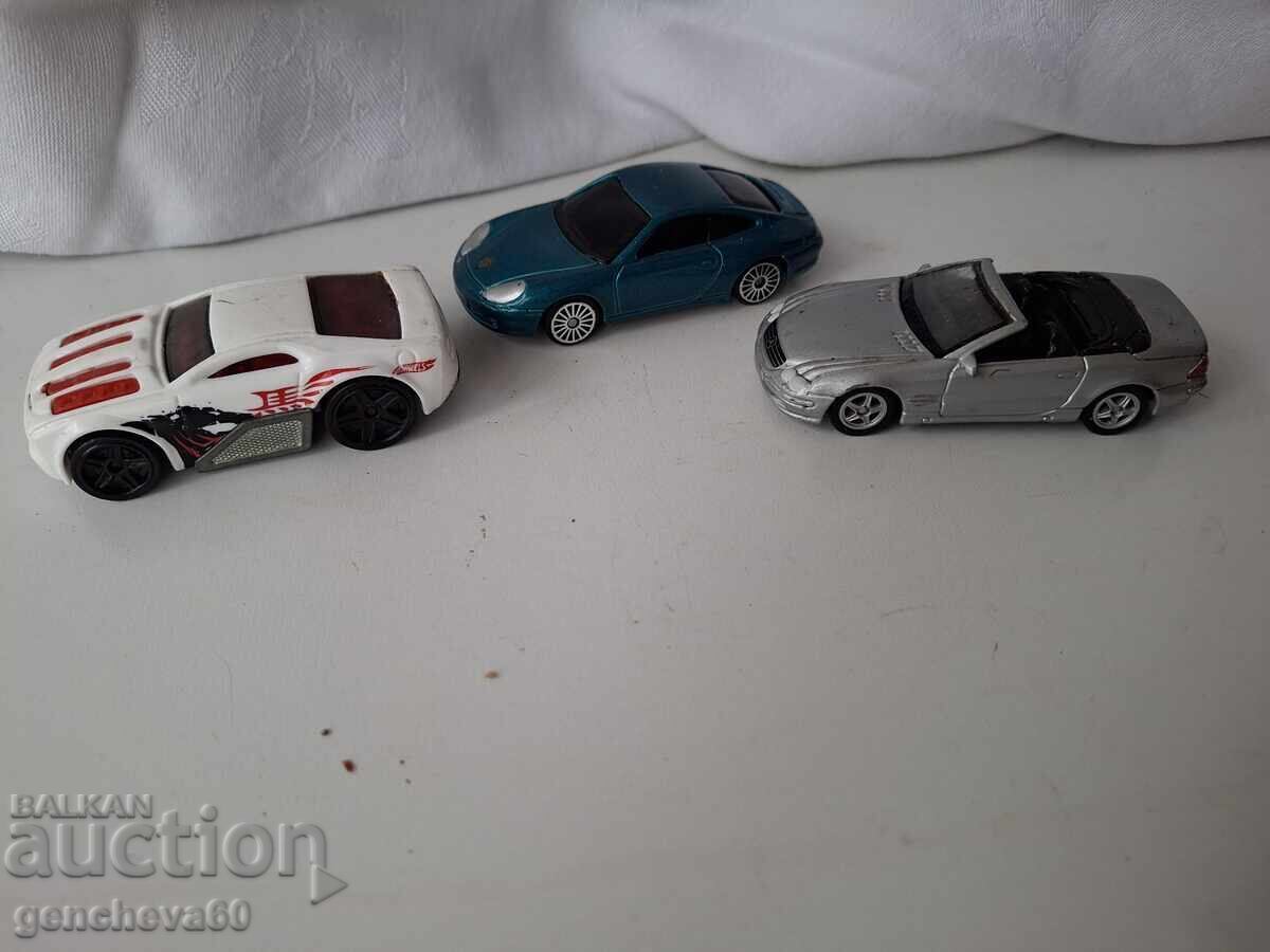 Auction  LOT Collection of Various Metal Cars