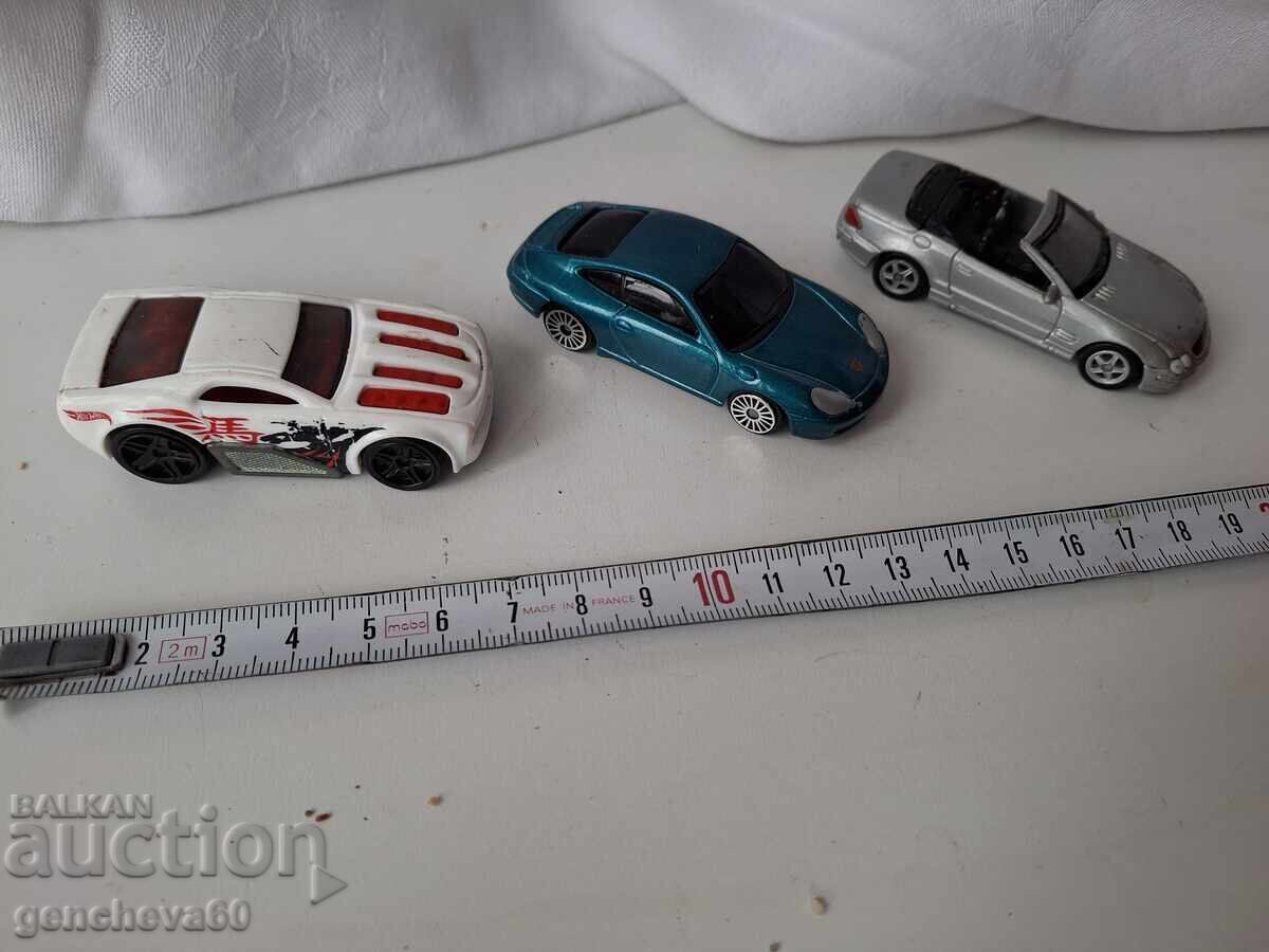 LOT Collection of Various Metal Cars