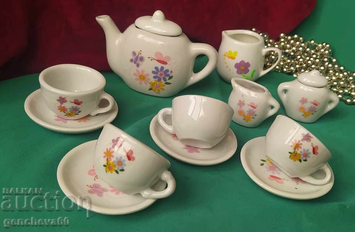 Porcelain mini doll coffee set