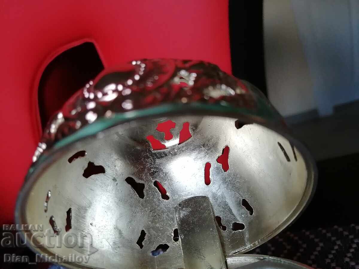 Livrarea Frumos Sfeșnic Vechi