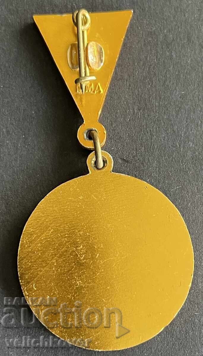 41911 SSSR medalie 50g. Circ sovietic cu preț 5.00 BGN | € 2.56 41911 SSSR medalie 50g. Circ sovietic cu preț 5.00 BGN | € 2.56