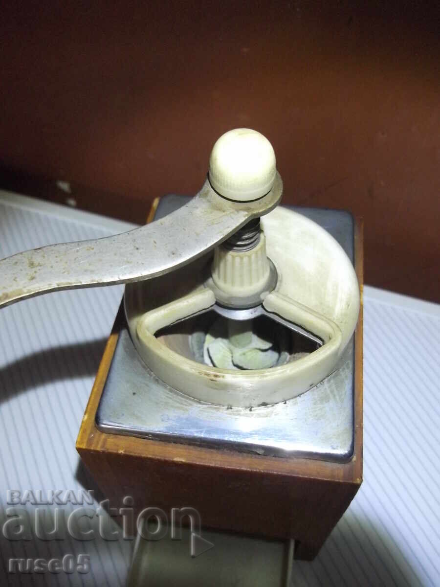 Мелничка ръчна от соца за чер пипер , кафе и други - 5