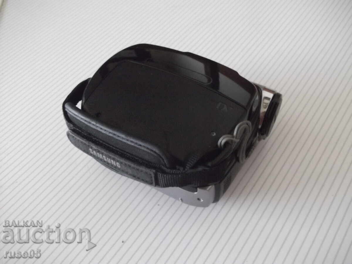 Working "SAMSUNG - VP-D381/EDC" video camera with price 70.00 BGN | € 35.79