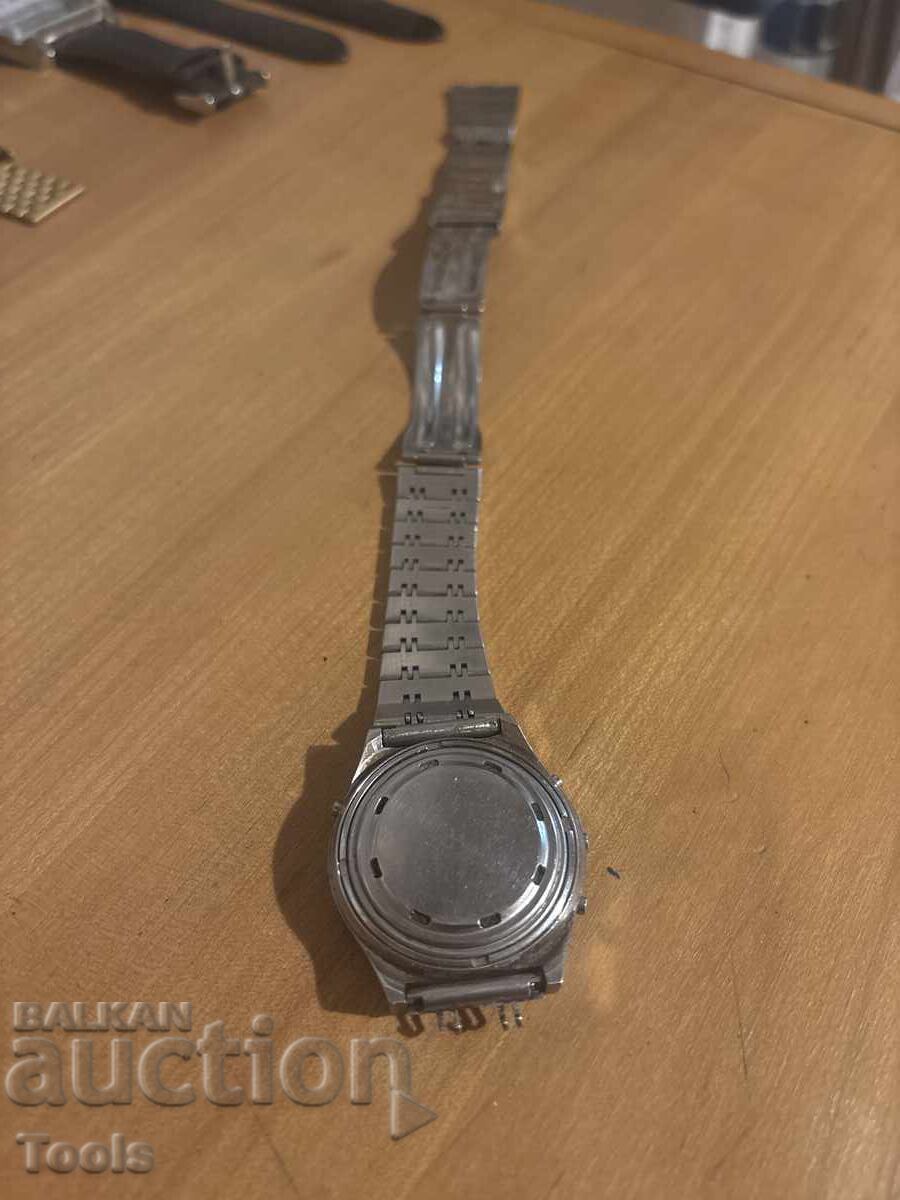 Delivery of North Korean Watch Delivery of North Korean Watch