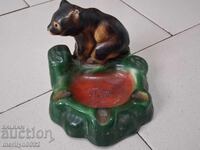Veche scrumieră ceramică cu ursuleț