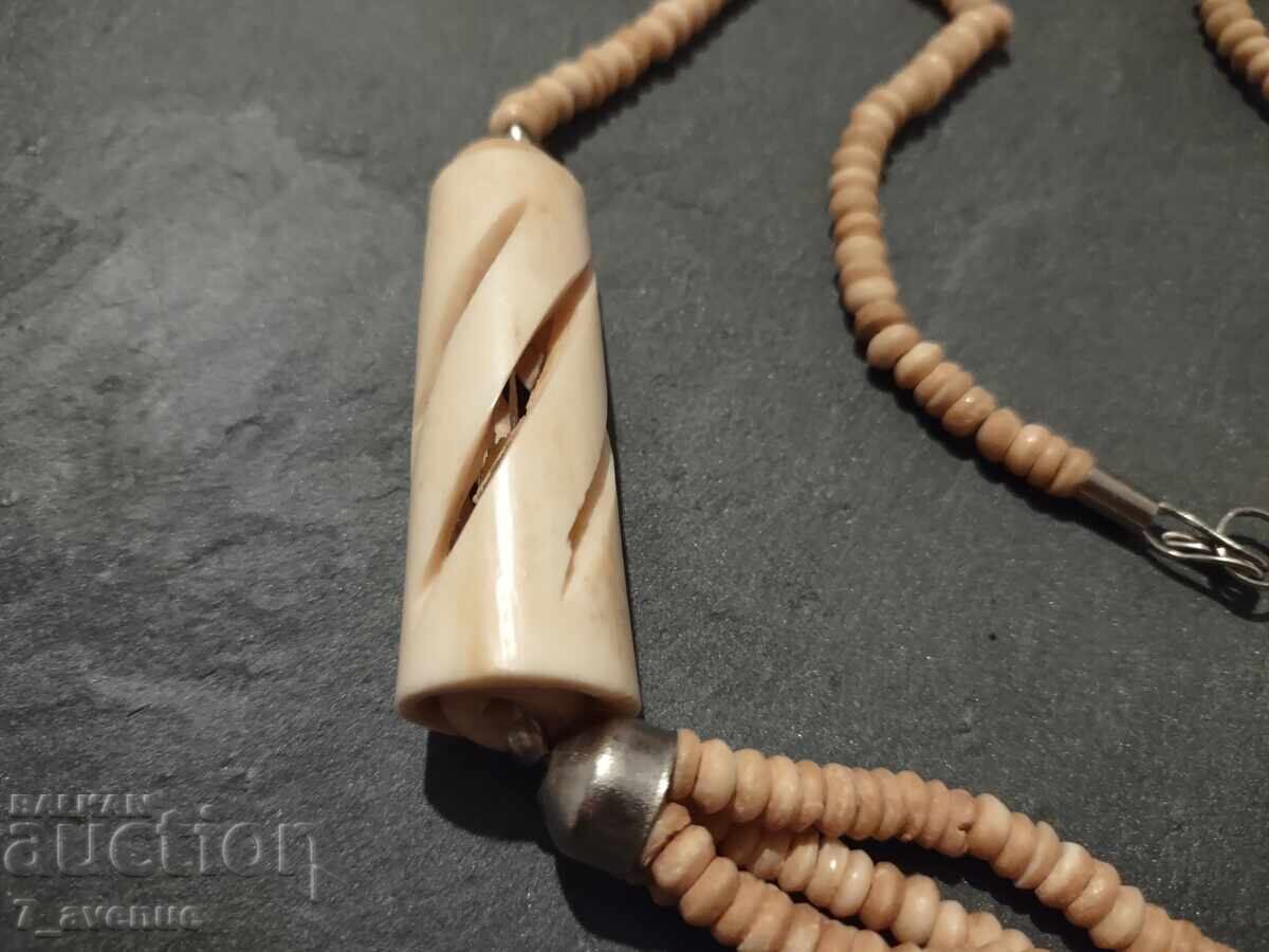 Δημοπρασία Κολιέ κόσμημα, περιδέραιο κόκαλο 70s 12.10.25