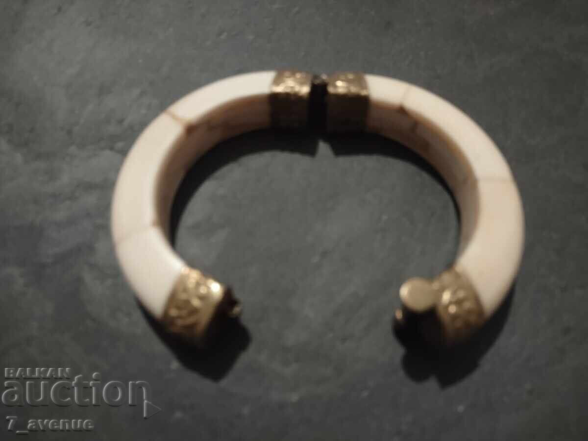 Necklace, unique bone and bronze 70s 12.10.25 - 7