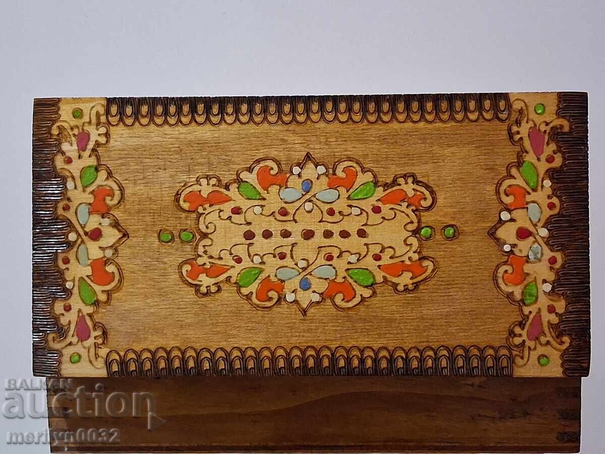 Κουτί για αξεσουάρ κουρέα, ΝΠΔ με τιμή 44.00 BGN | € 22.50