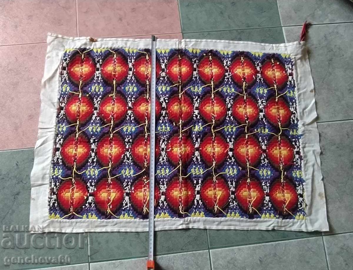 Licitație Broderie bulgărească panou, covor, pernă