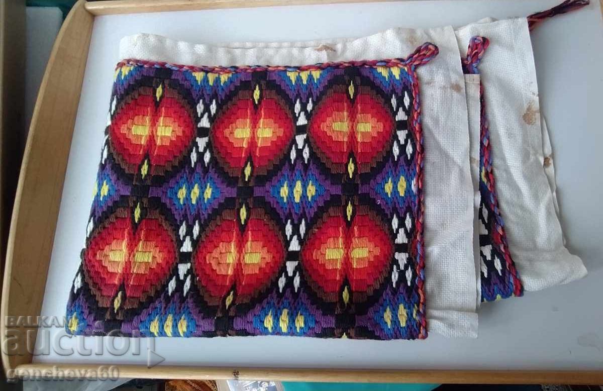 Broderie bulgărească panou, covor, pernă