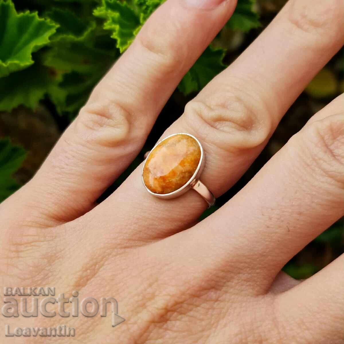 Ασημένιο δαχτυλίδι με κοράλλι με τιμή 54.00 BGN | € 27.61