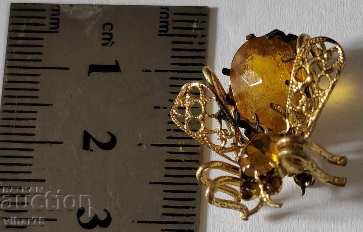 Auction BROOCH Auction BROOCH