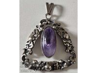 OLD SILVER PENDANT WITH AMETHYST